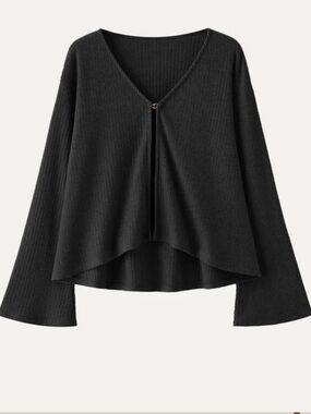 NWT OGL V-Neck flare long Sleeve Cardigan with Front Hook Closure size M